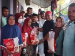 Penyerahan Paket Bantuan oleh Forum Buru - Ambalau